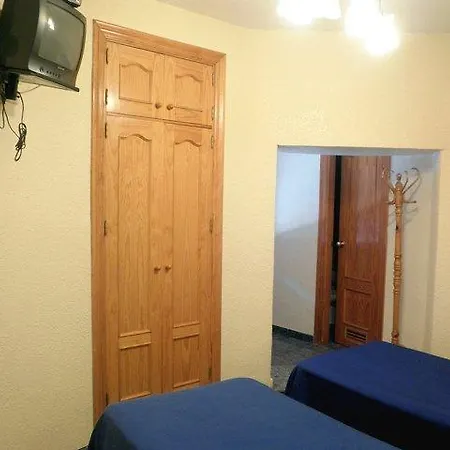 Delfin Guest house 2*