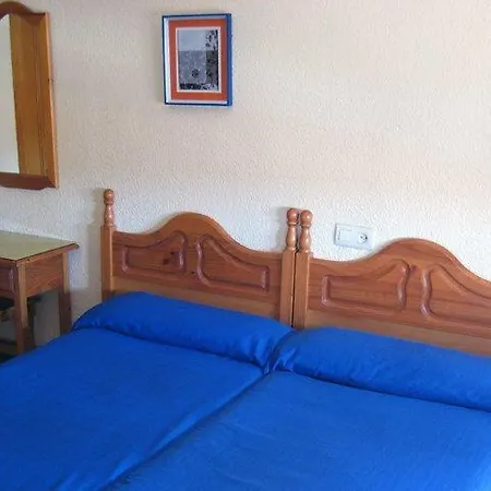 Delfin Pensjonat Almería